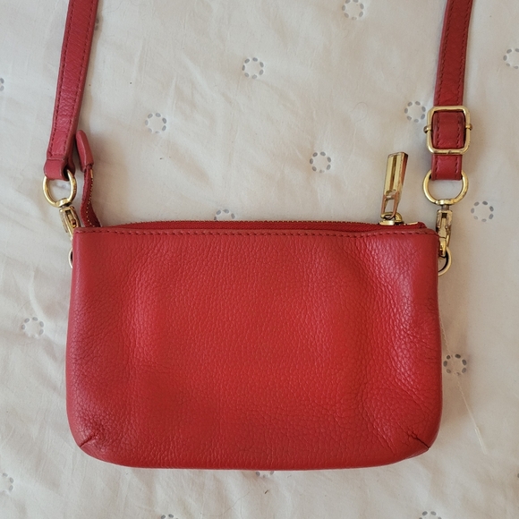 🎉Tory Burch mini Crossbody 7 x 4.5 🎉DESIGNER CLEARANCE DEAL - Picture 2 of 10